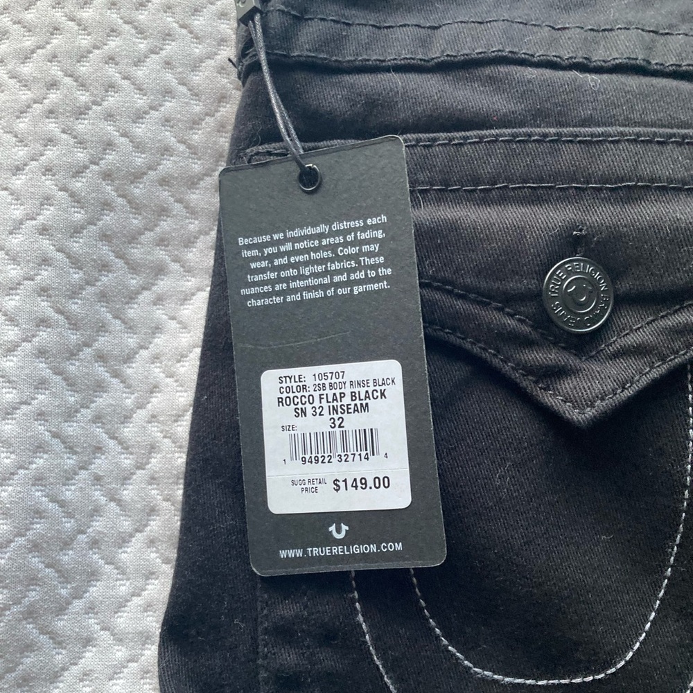 I’m selling true religion new black skinny jeans I just don’t want them no more